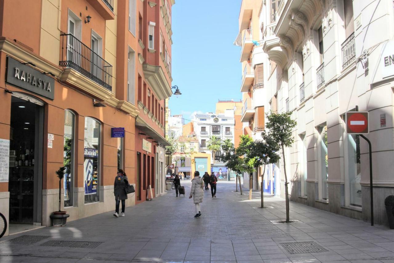 Homely Malaga Atarazanas Exterior foto